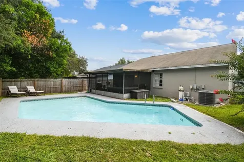 9906 Sir Frederick Street Tampa FL 33637