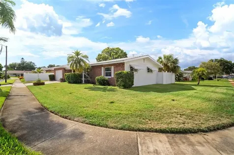 6149 27th Avenue N St Petersburg FL 33710