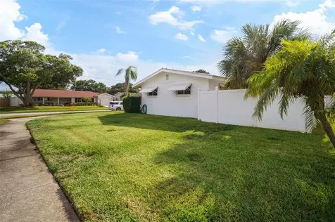 6149 27th Avenue N St Petersburg FL 33710