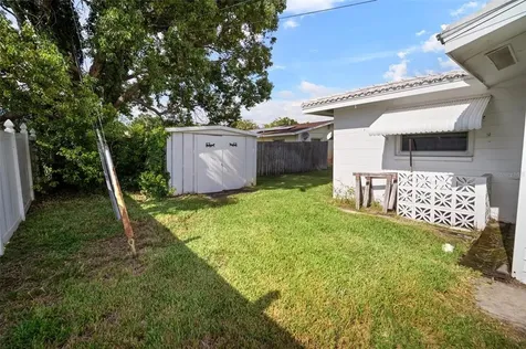 6149 27th Avenue N St Petersburg FL 33710