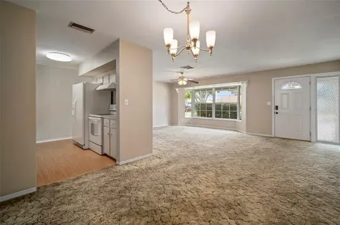 6149 27th Avenue N St Petersburg FL 33710