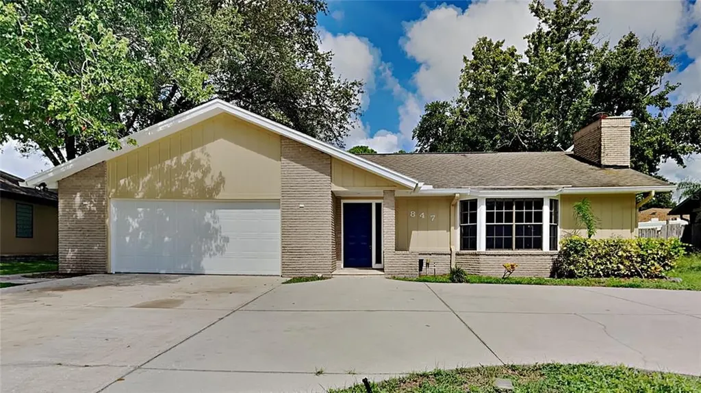847 Rostock Circle NW Palm Bay FL 32907