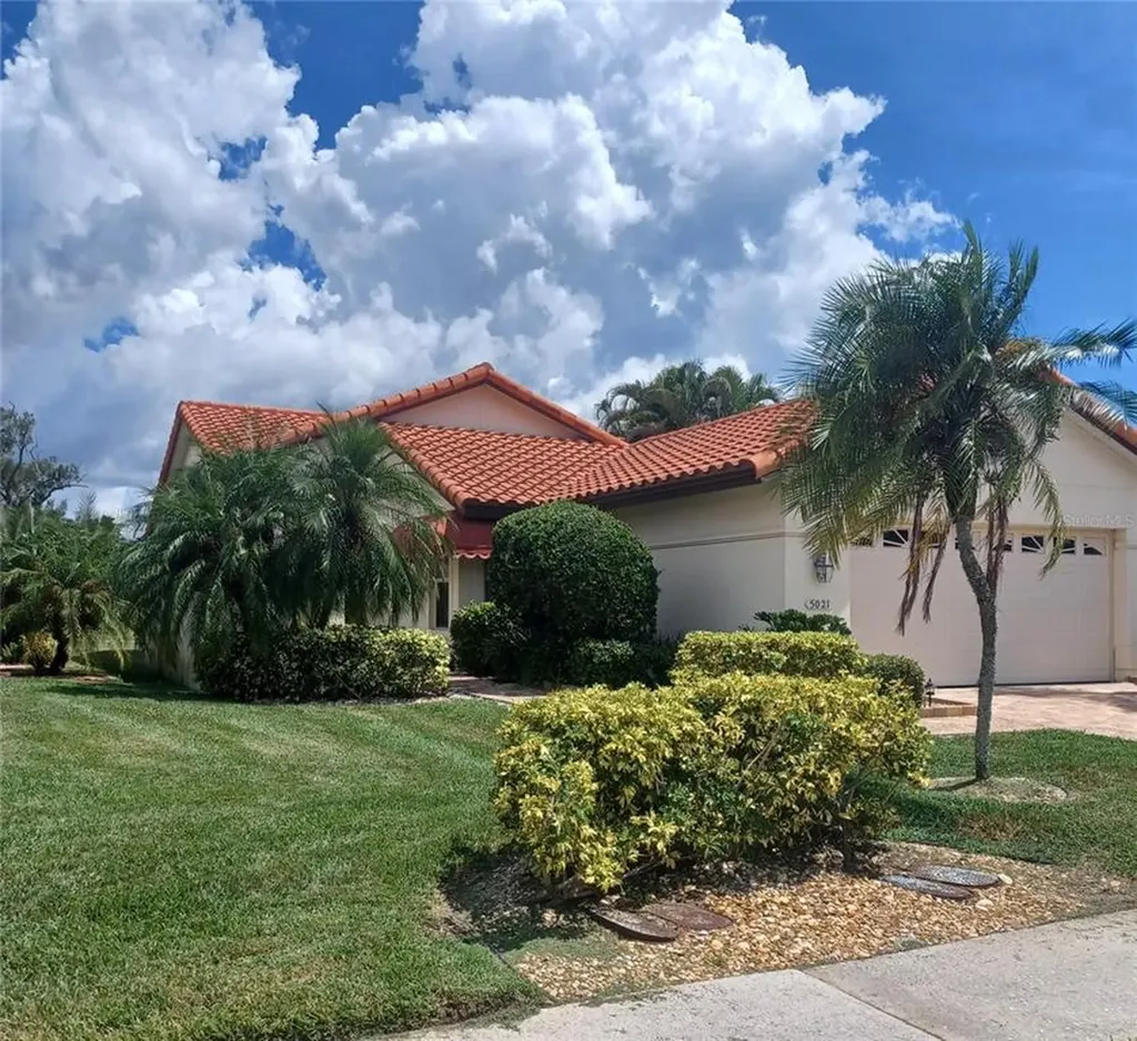 5021 Clubview Court E Bradenton FL 34203