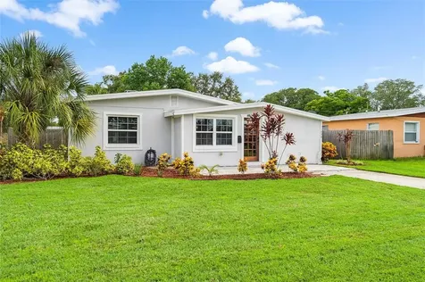 1050 61st Avenue N St Petersburg FL 33703