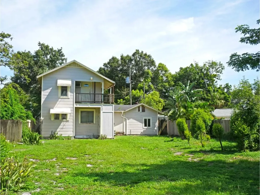 2135 Dartmouth Avenue N St Petersburg FL 33713