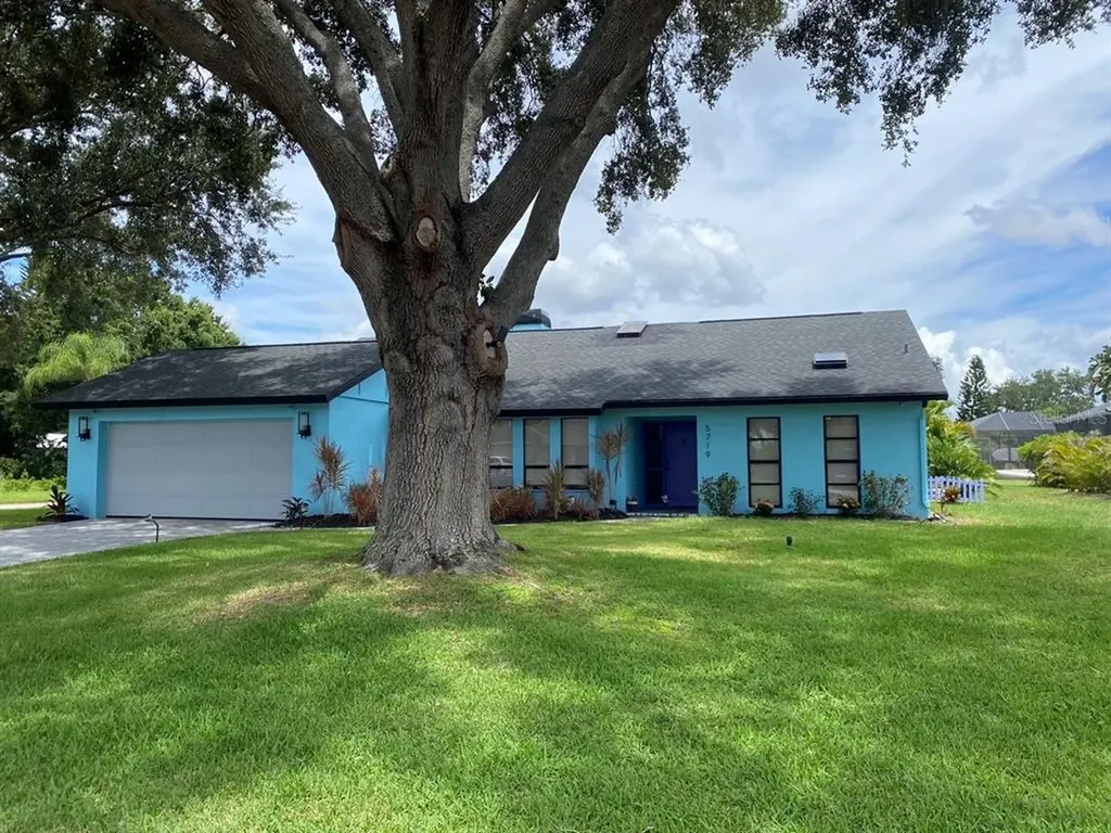 5719 Firestone Court Sarasota FL 34238