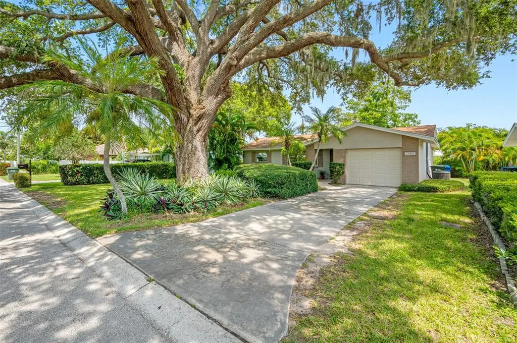 12677 135th Lane Largo FL 33774