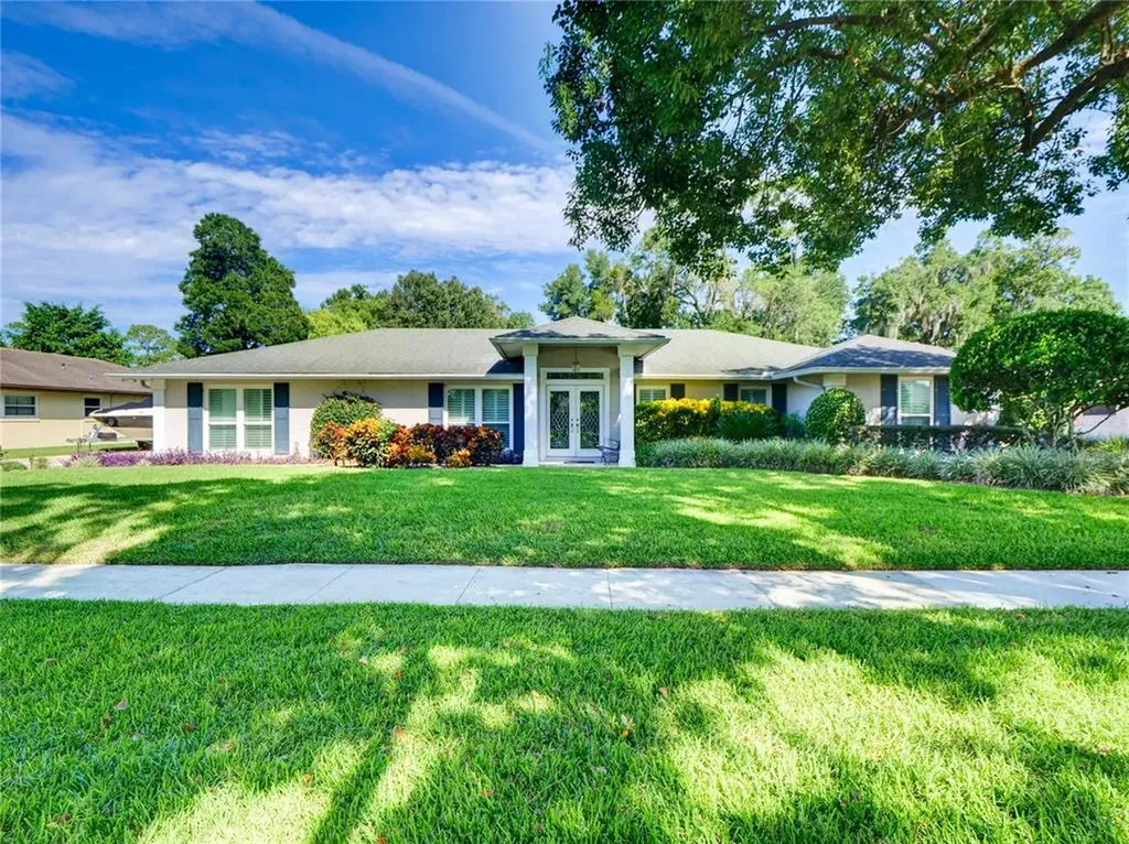 1295 Pine Harbor Point Circle Orlando FL 32806