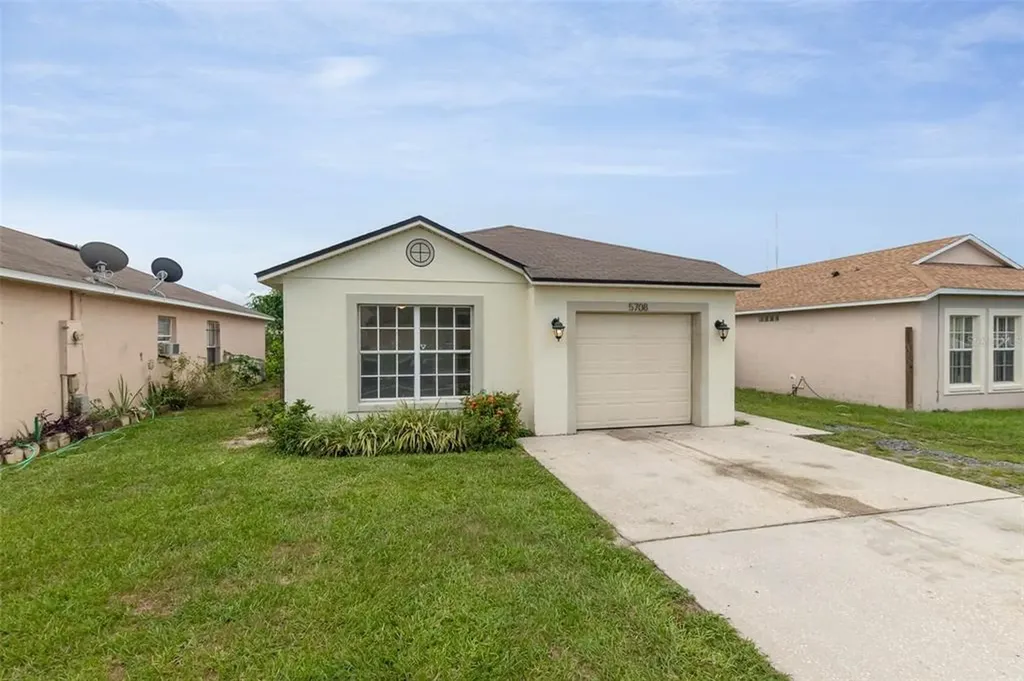 5708 Golf Club Parkway Orlando FL 32808