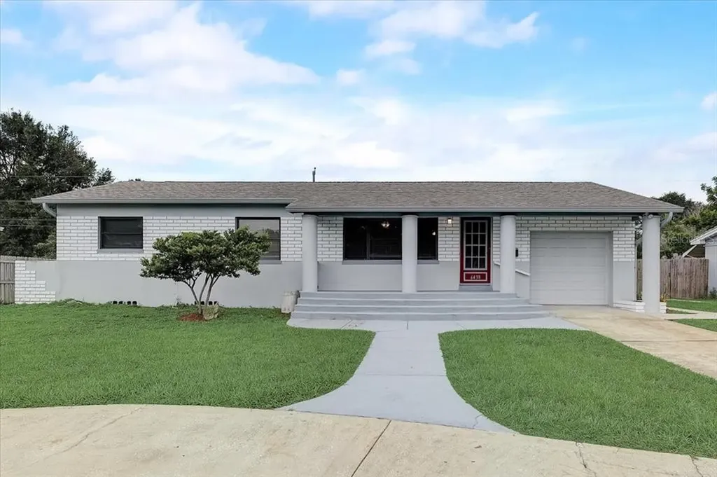 6438 17th Place N St Petersburg FL 33710