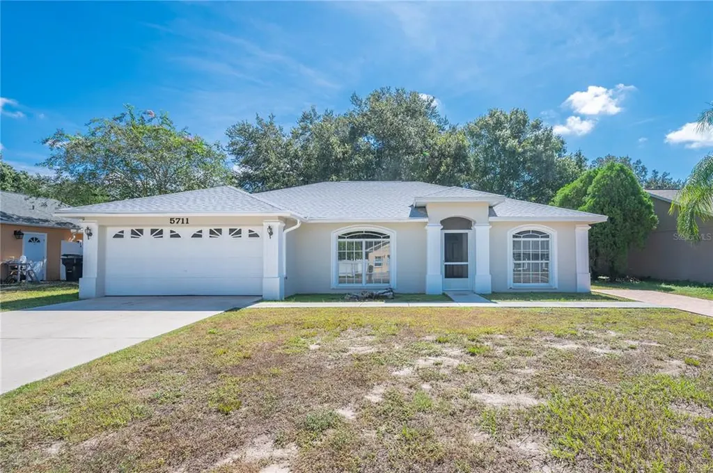5711 Daughtery Downs Loop Lakeland FL 33809