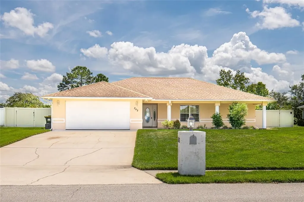 343 Medora Street Auburndale FL 33823