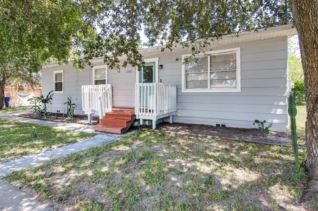 3202 E Frierson Avenue Tampa FL 33610