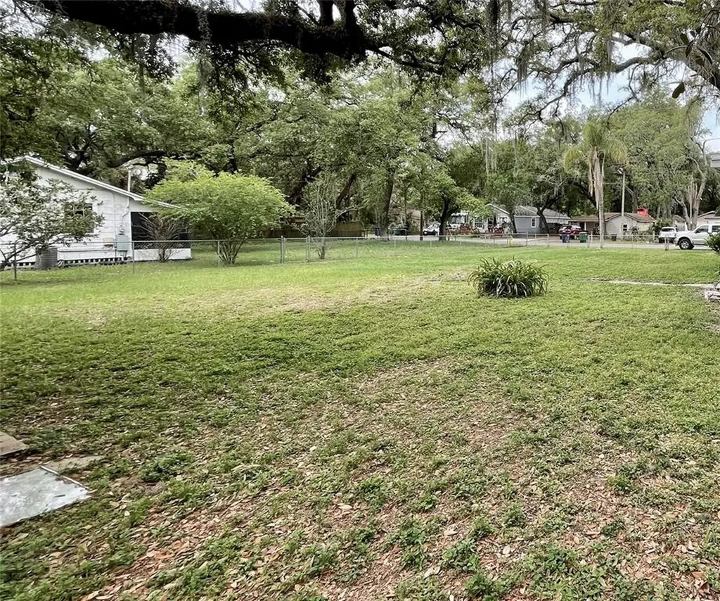 8909 N Highland Avenue Tampa FL 33604