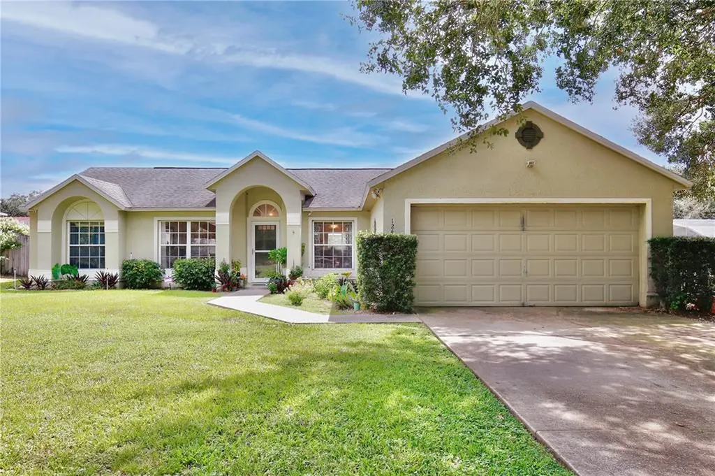 1242 Kenworth Drive Apopka FL 32712