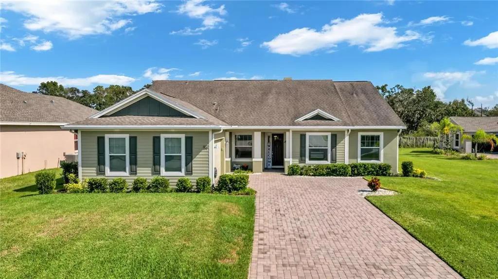 834 Enclave At Harden Circle Lakeland FL 33813