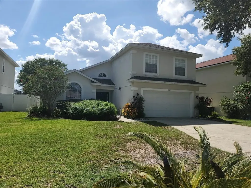 734 Pinewood Drive Davenport FL 33896