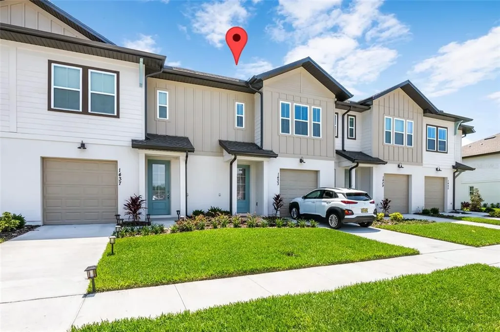 1433 Discovery Street Davenport FL 33896