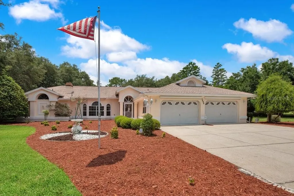 2498 W Apricot Drive Beverly Hills FL 34465