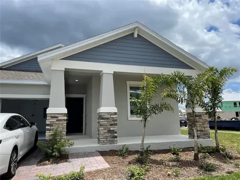 2332 Volunteer Avenue Kissimmee FL 34744