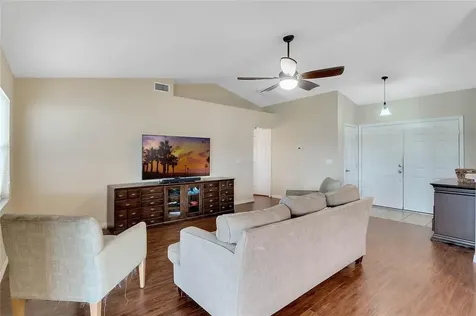 433 Meridian Street Davenport FL 33837