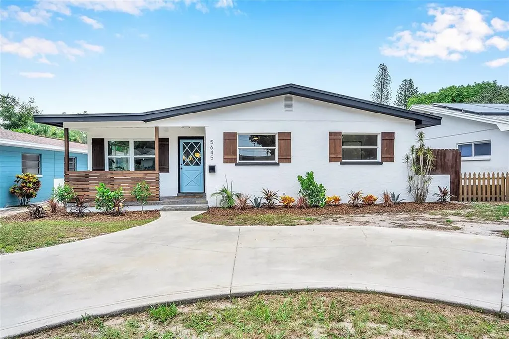 5645 4th Avenue N St Petersburg FL 33710