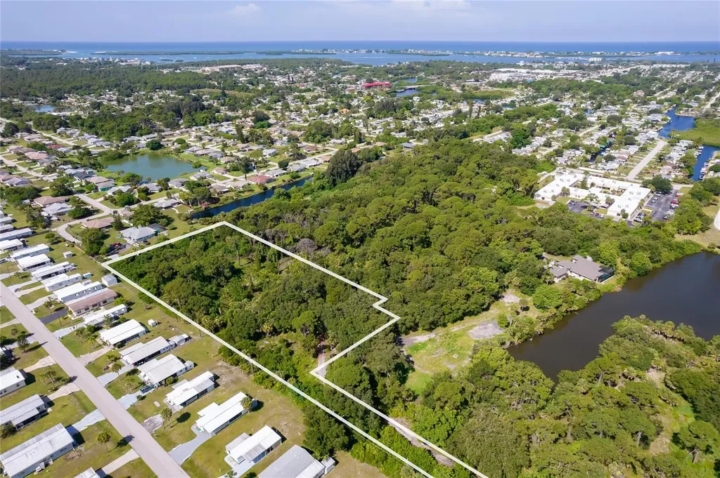 1139 Drury Lane Englewood FL 34224