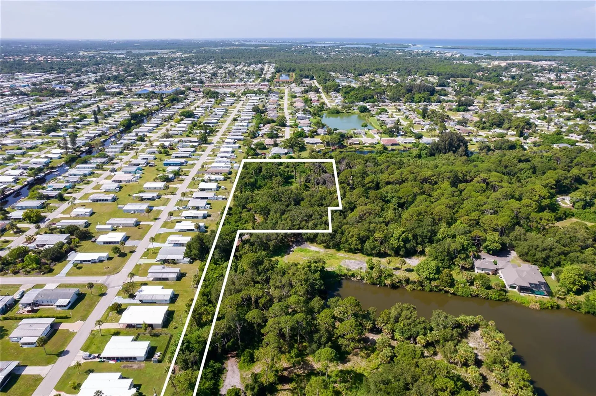 1139 Drury Lane Englewood FL 34224