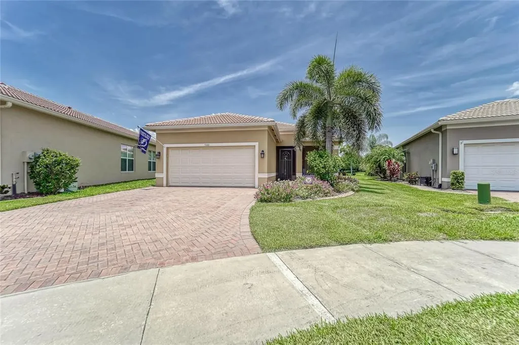 5106 Indian Shores Place Wimauma FL 33598