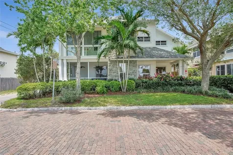 1405 5th Street N St Petersburg FL 33704