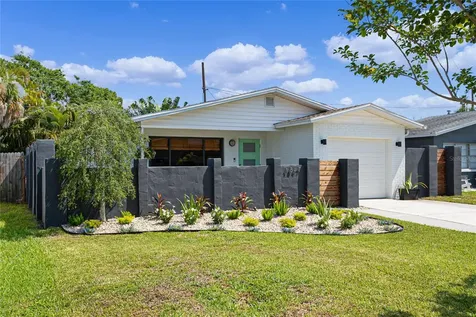 1847 Shore Acres Boulevard NE St Petersburg FL 33703