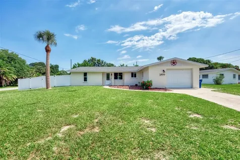 1500 Lakeview Place Englewood FL 34223