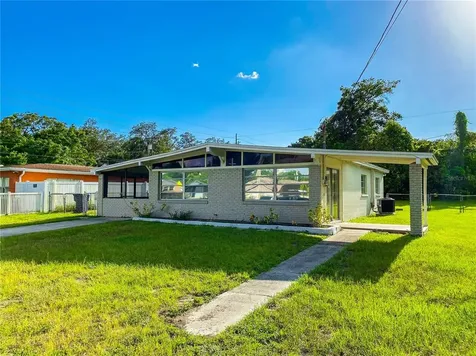 8704 Ruth Place Tampa FL 33604