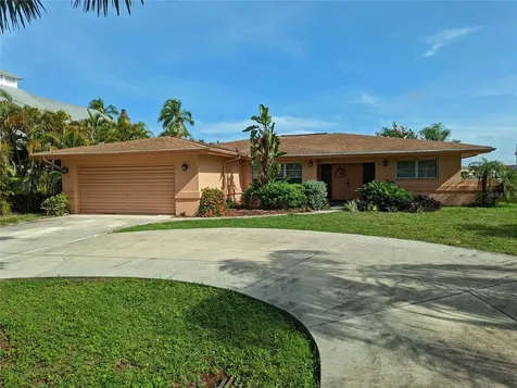 427 Avalon Drive Cape Coral FL 33904