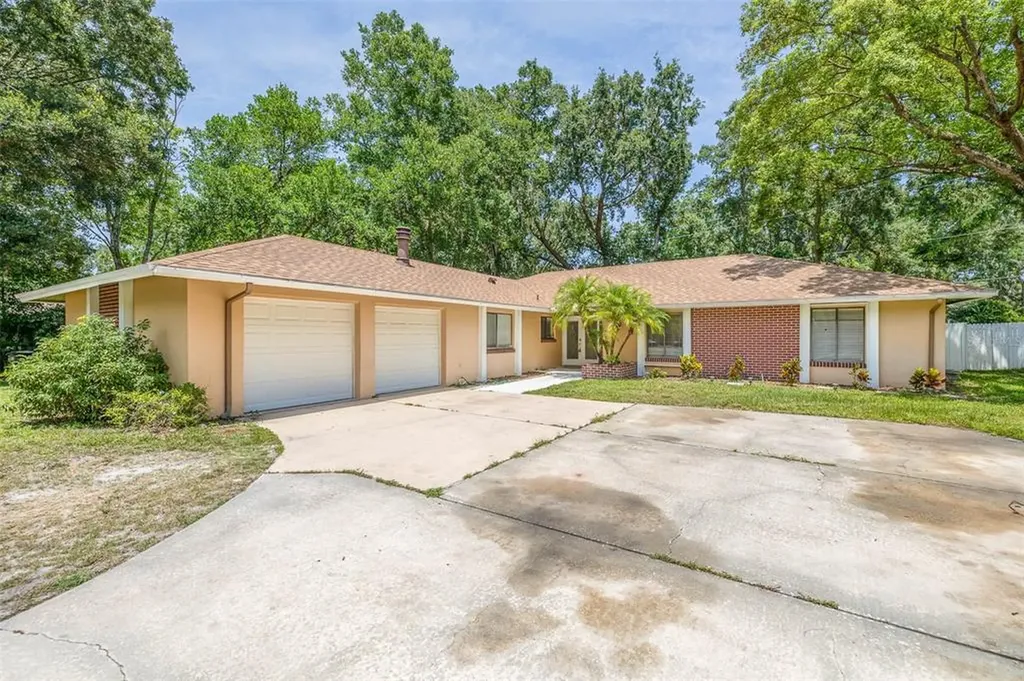 3724 S Lake Orlando Parkway Orlando FL 32808