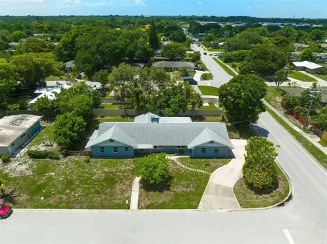 2402 Goldenrod Street Sarasota FL 34239