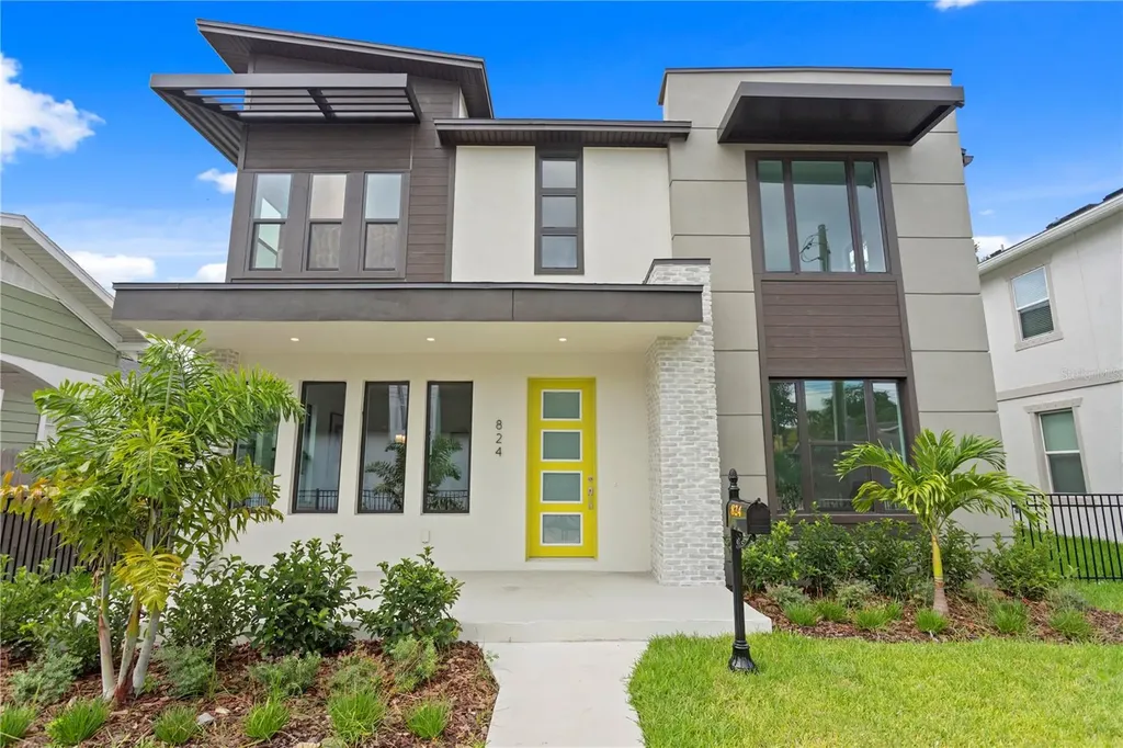 824 W Columbus Drive Tampa FL 33602