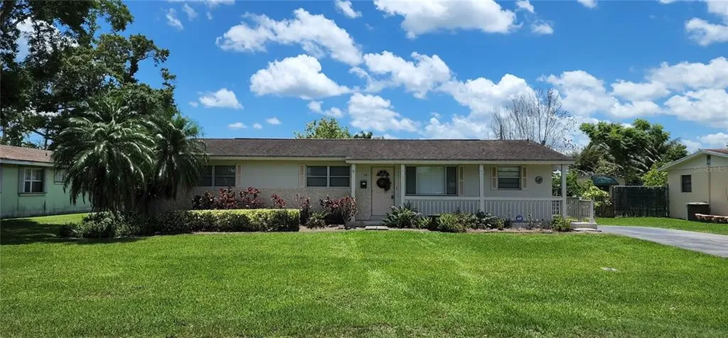 18 NE Avenue F Belle Glade FL 33430