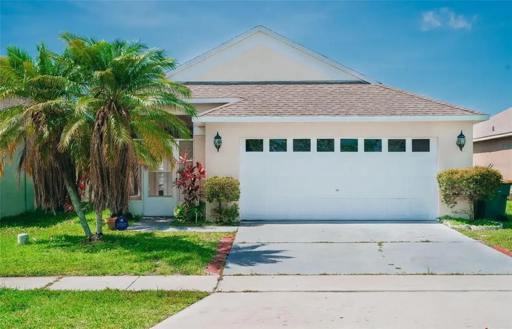 2402 Knightsbridge Boulevard Kissimmee FL 34744