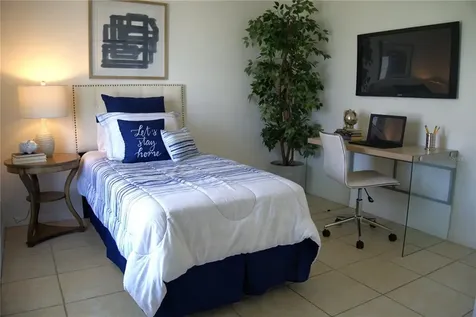124 Guadalajara Drive Kissimmee FL 34743