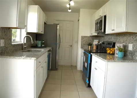 124 Guadalajara Drive Kissimmee FL 34743