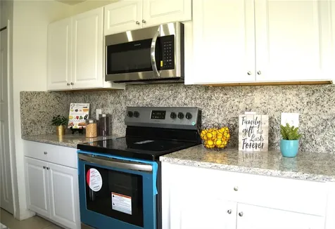 124 Guadalajara Drive Kissimmee FL 34743