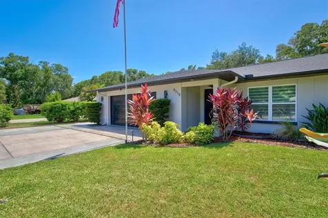 8318 Sylvan Woods Drive Sarasota FL 34243