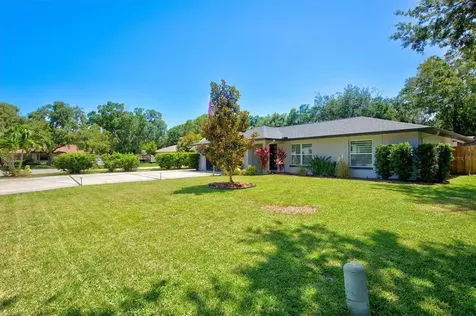 8318 Sylvan Woods Drive Sarasota FL 34243