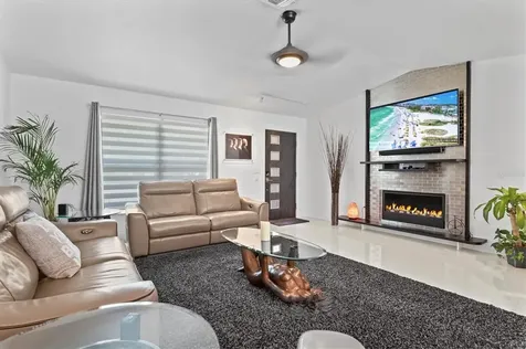 8318 Sylvan Woods Drive Sarasota FL 34243