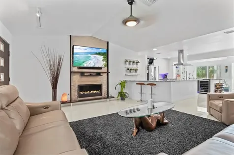 8318 Sylvan Woods Drive Sarasota FL 34243