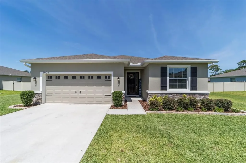 1904 NE 51st Court Ocala FL 34470