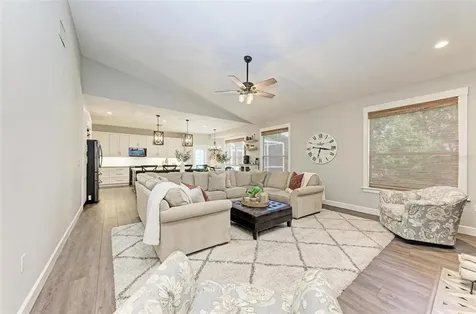 12915 7th Avenue NE Bradenton FL 34212