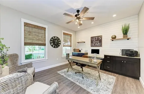 12915 7th Avenue NE Bradenton FL 34212