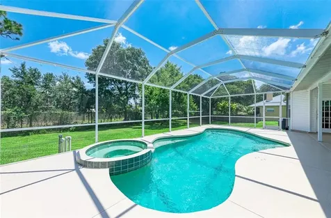 12915 7th Avenue NE Bradenton FL 34212